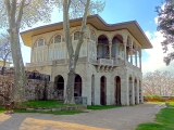 Istanbul Topkapi cour des tulipes