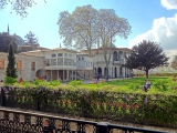 Istanbul Topkapi cour des tulipes