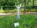 Ukraine miniature statue de la mère patrie