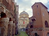 Rome zone archéologique du théâtre de Marcello