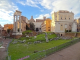 Rome zone archéologique du théâtre de Marcello