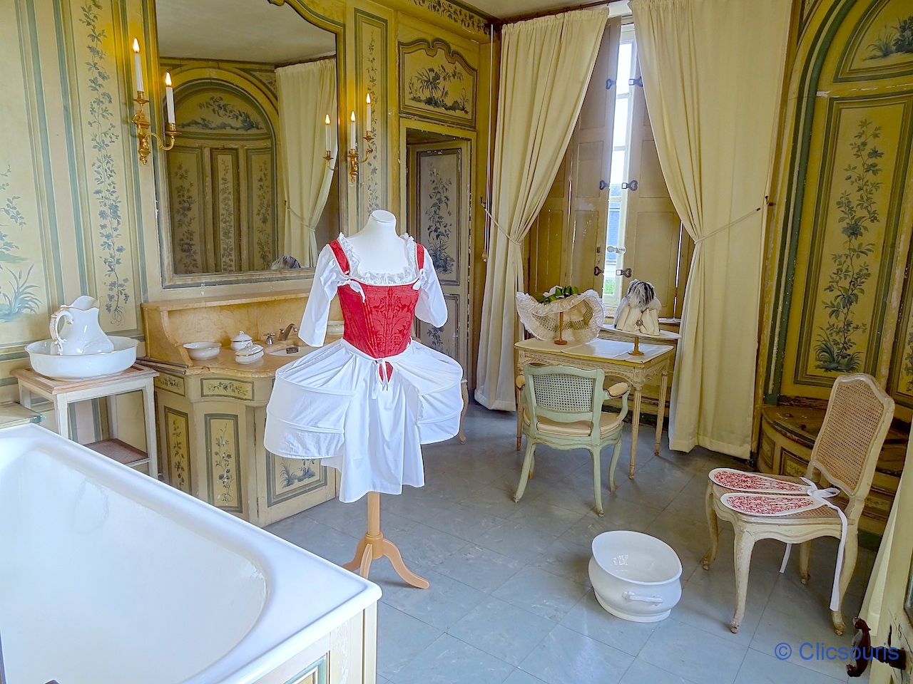 Château Champs-sur-Marne salle de bain