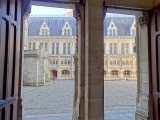 Château de Pierrefonds cour d'honneur