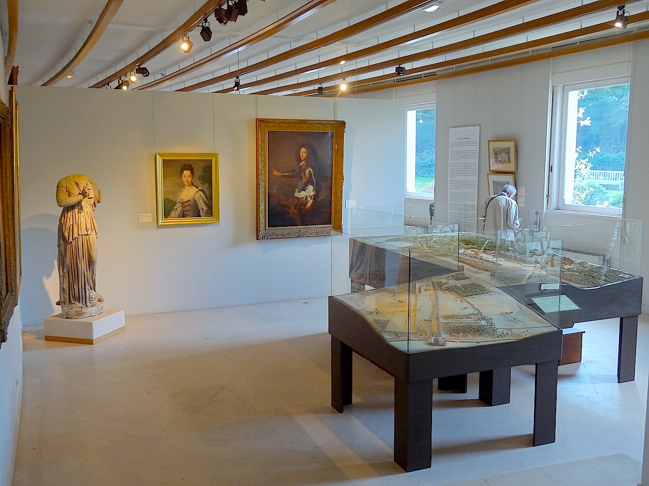 Marly-le-Roi musée salle 1