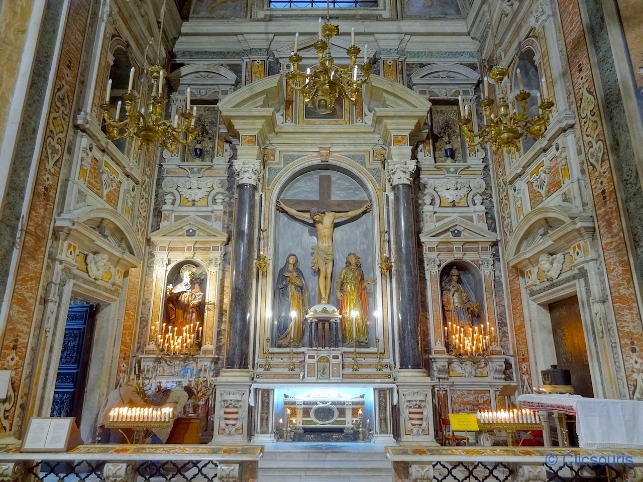 Naples église du Gesu Nuovo