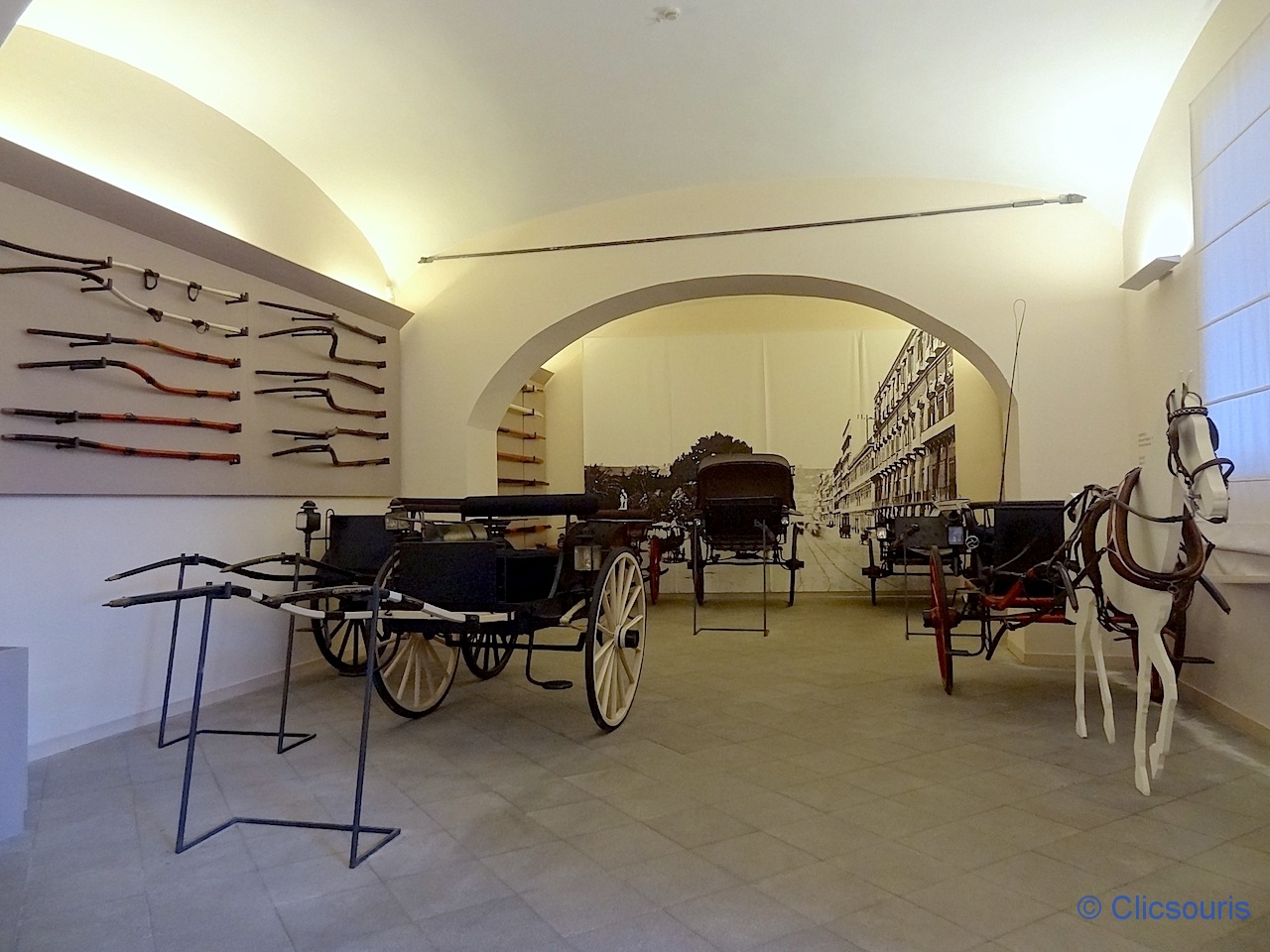 Naples villa Pignatelli musée des carrosses