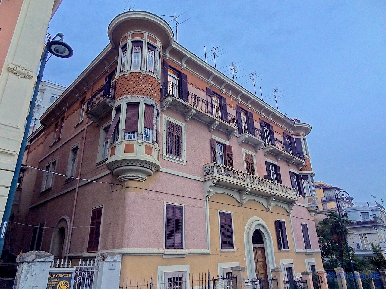 Naples Vomero villa Liberty
