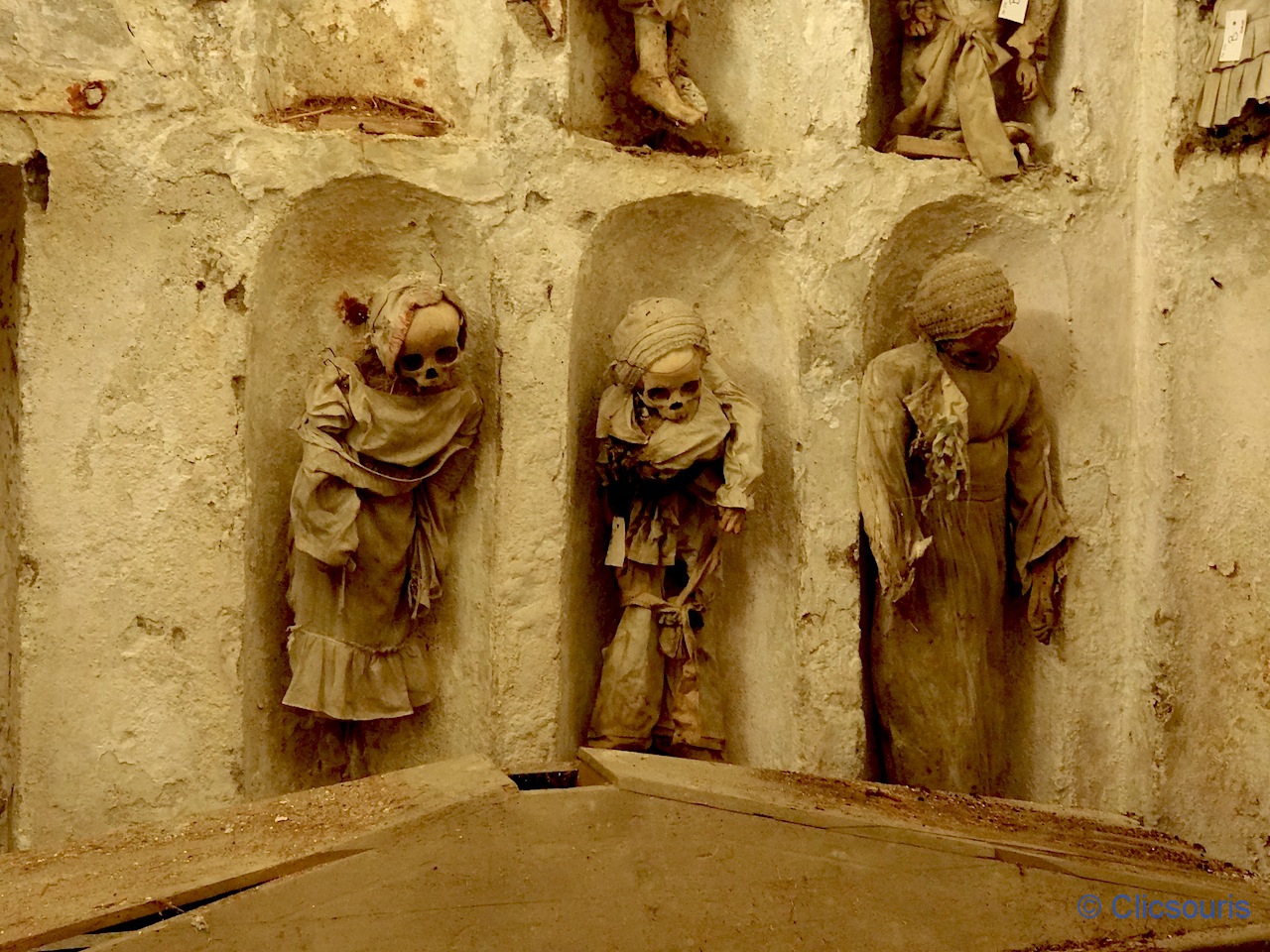 Les Catacombes Des Capucins A Palerme Visite En Photos Prix Horaires Avis La Souris Globe Trotteuse