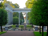 Peterhof jardin inférieur Marly