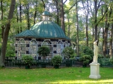 Peterhof jardin inférieur Monplaisir