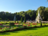 Peterhof jardin inférieur Monplaisir