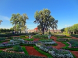 Peterhof jardin inférieur Monplaisir