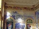 Gare de São Bento (intérieur, avec ses azulejos) à Porto