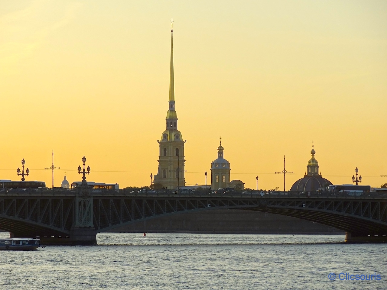 Saint-Pétersbourg île Petrogradski