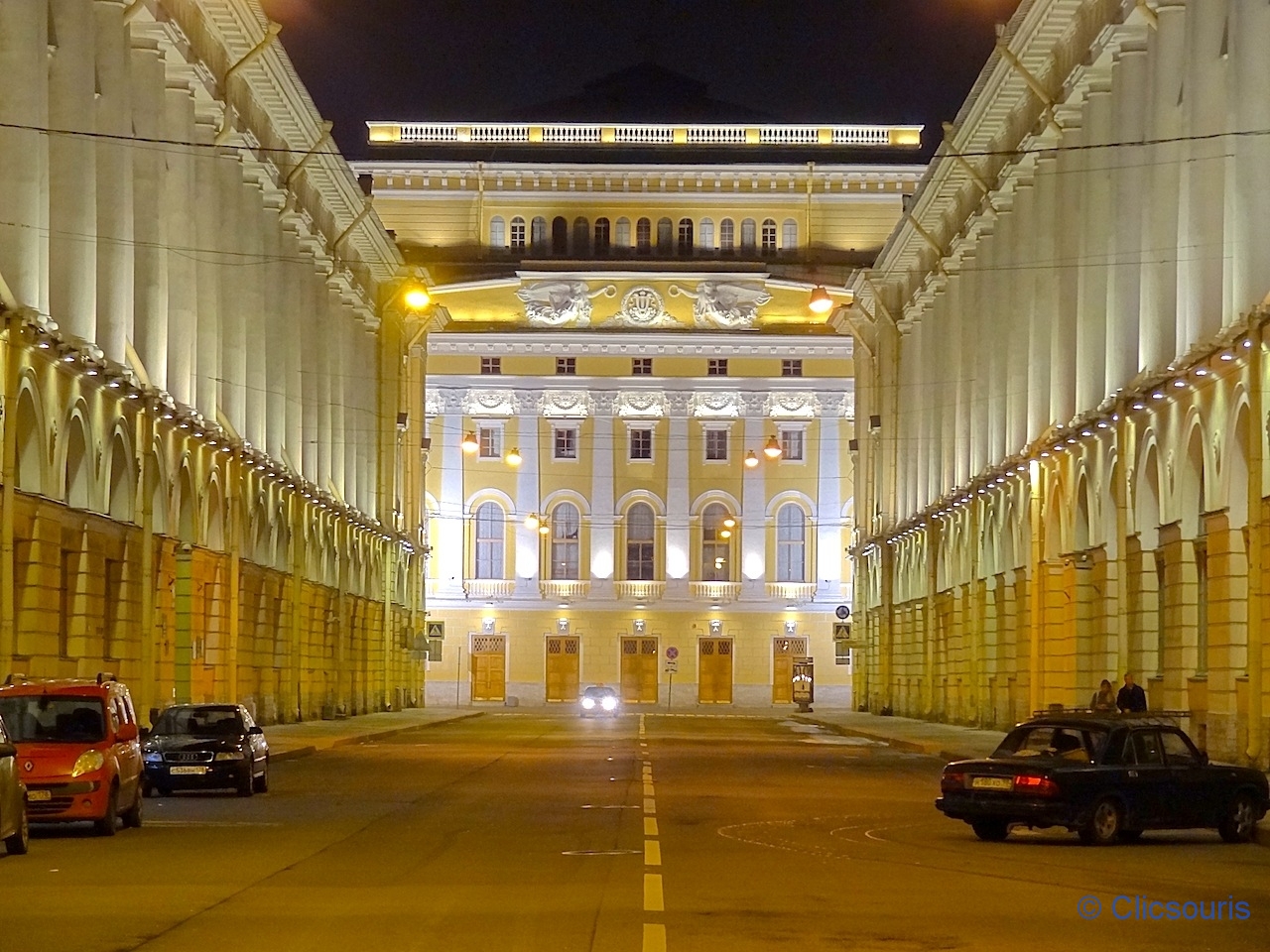 Saint-Pétersbourg rue Rossi