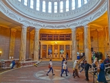 Saint-Pétersbourg station de métro Avtovo