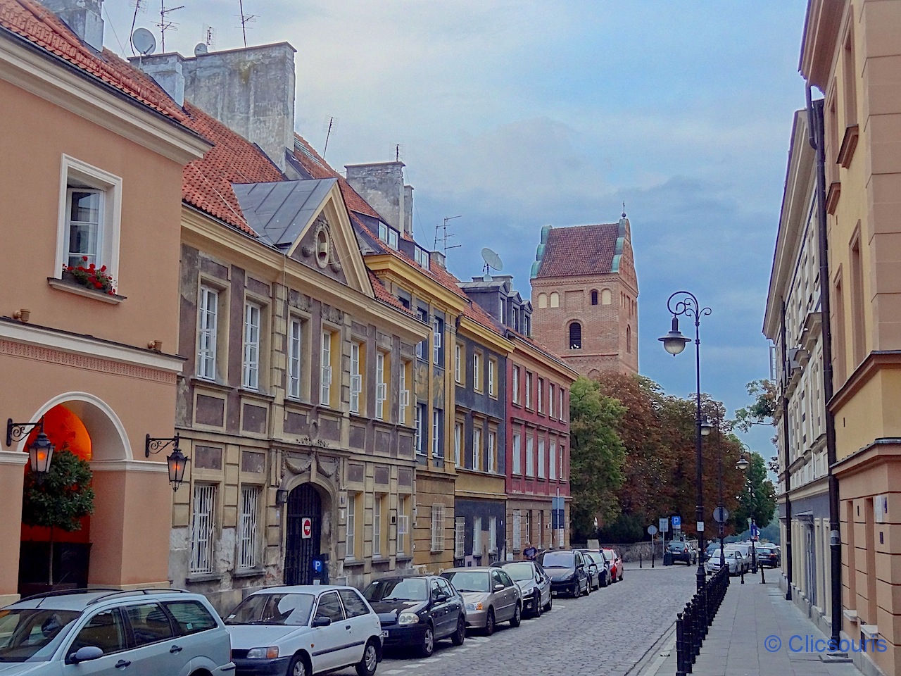 Varsovie Nowe Miasto rue Kościelna