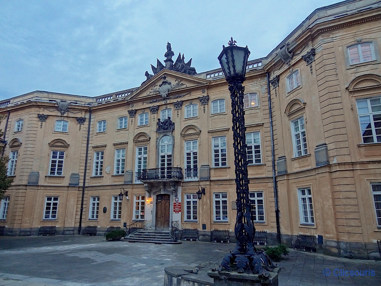 Varsovie palais Sapiehów