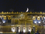 Château de Versailles la nuit cour de Marbre