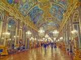 Château de Versailles la nuit Galerie des Glaces