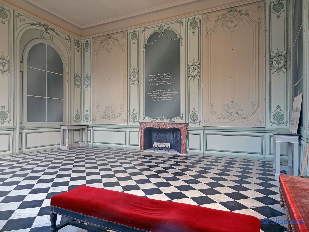 Versailles Petit Trianon Salon frais