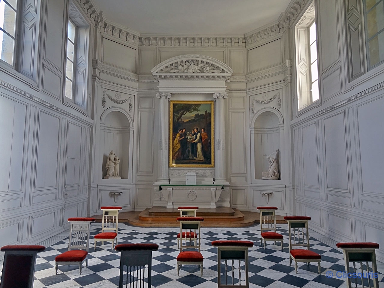 Versailles Petit Trianon Intérieur de la chapelle