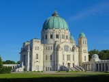 Vienne cimetière central église