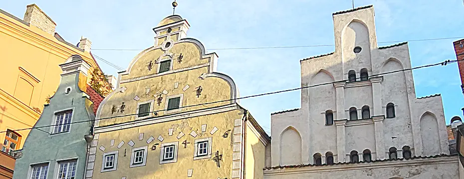 Les Trois Frères, Riga.