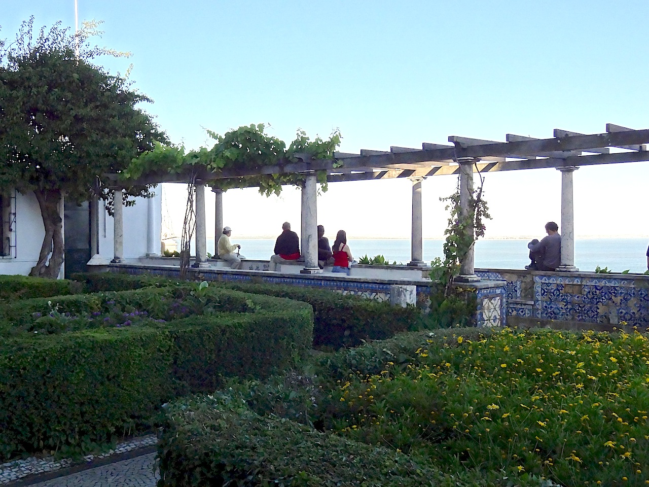 mirador de Santa Luzia à Lisbonne