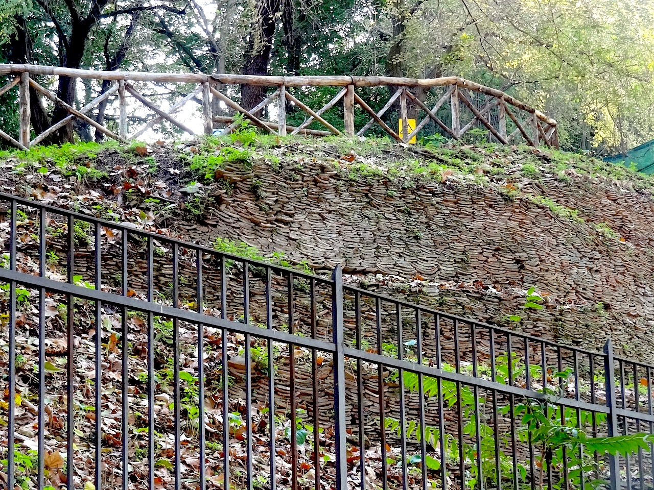 Monte Testaccio à Rome, composé de tessons d'amphores