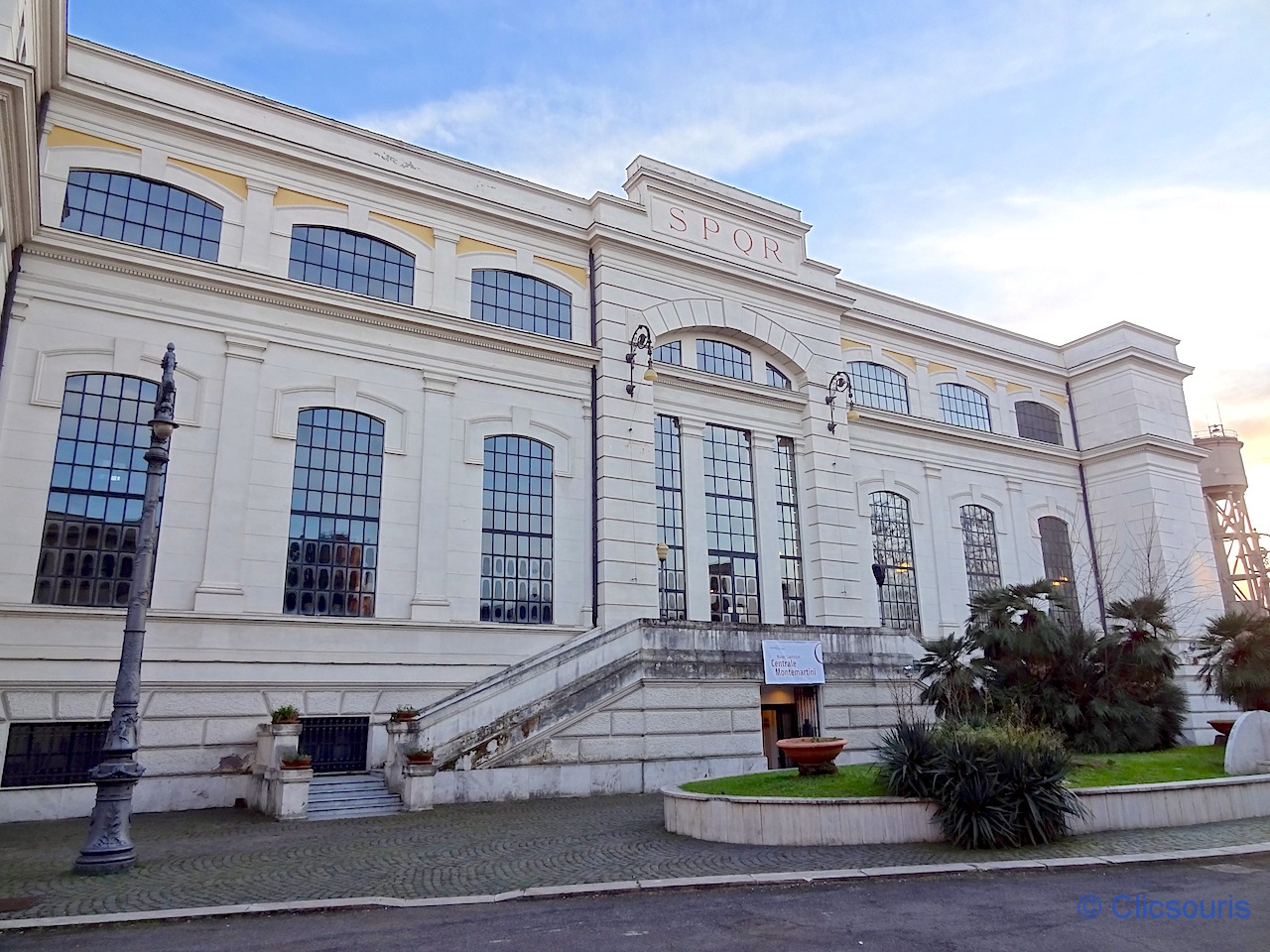 L'entrée de la centrale Montemartini à Rome