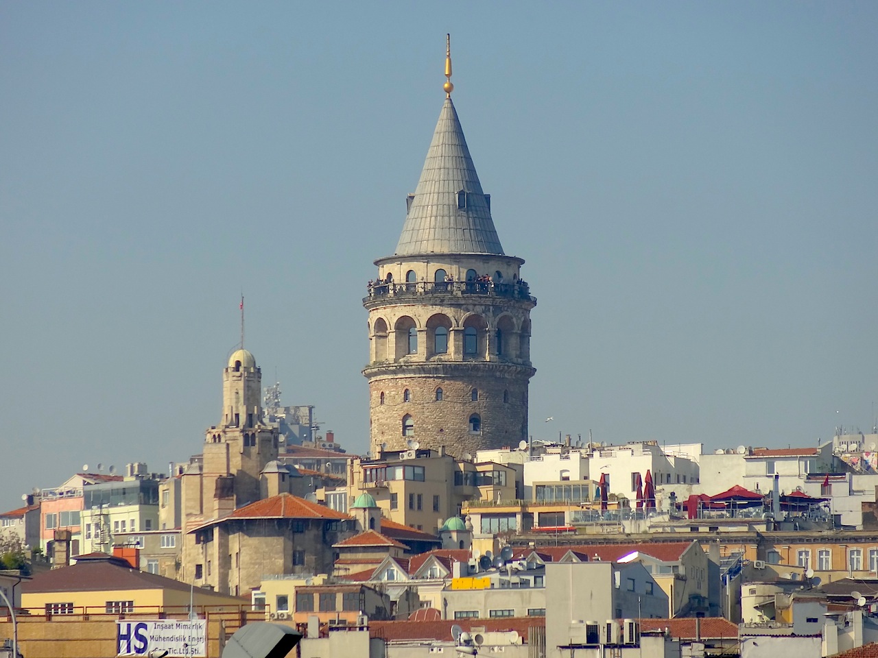 vue sur la tour Galata à Istanbul