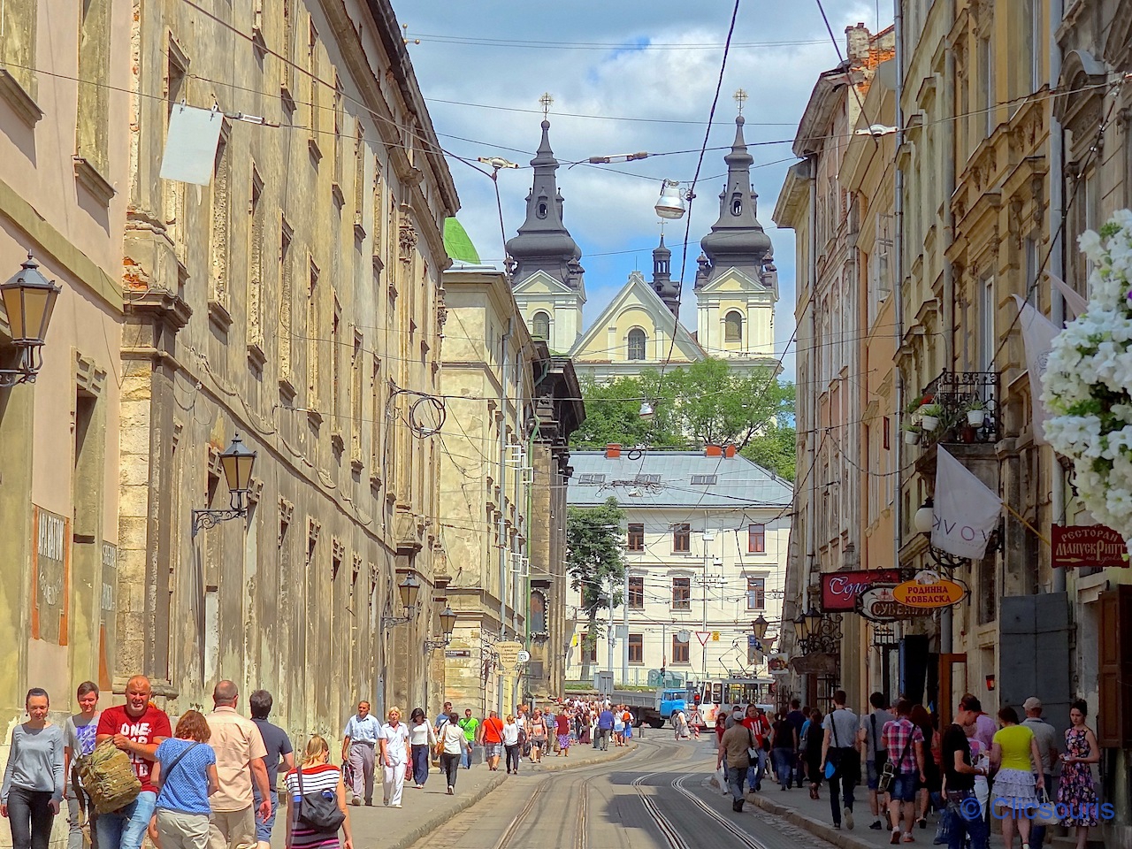 une rue à Lviv en Ukraine