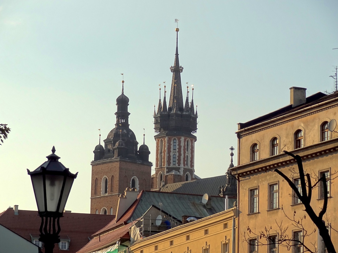 Vue sur les clochers de la basilique Mariacka