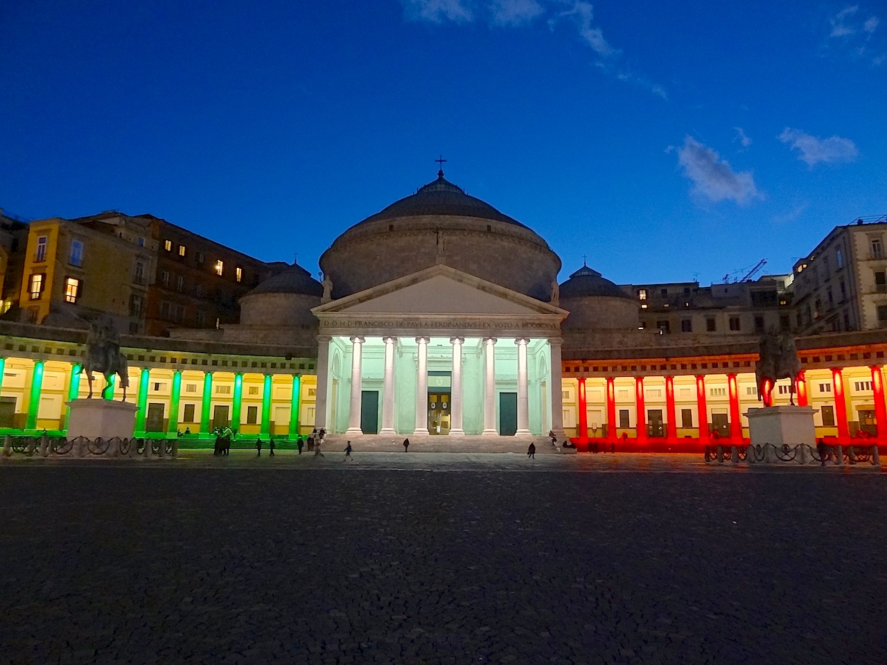 basilique san francesco di paola à Naples