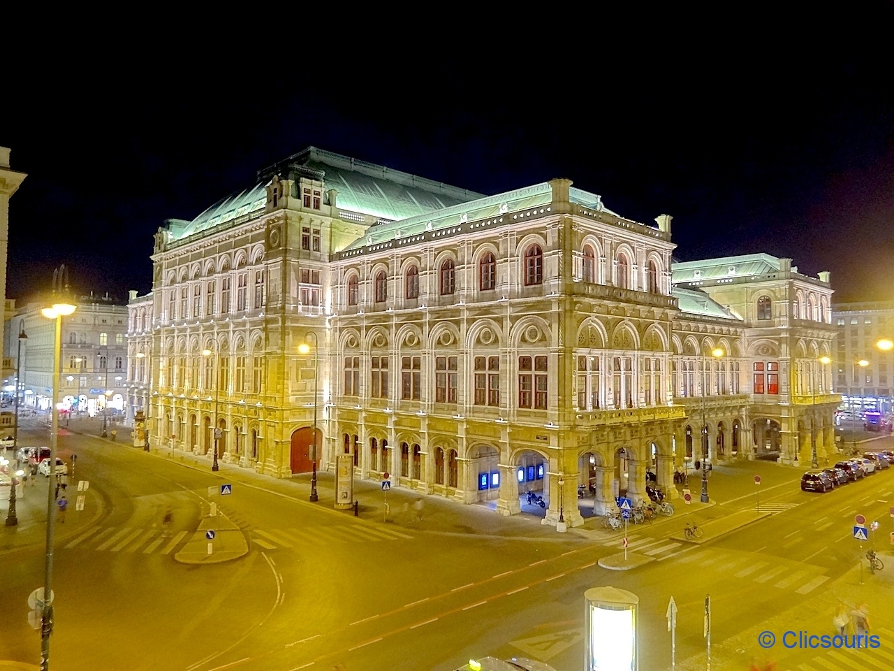 opéra de Vienne la nuit