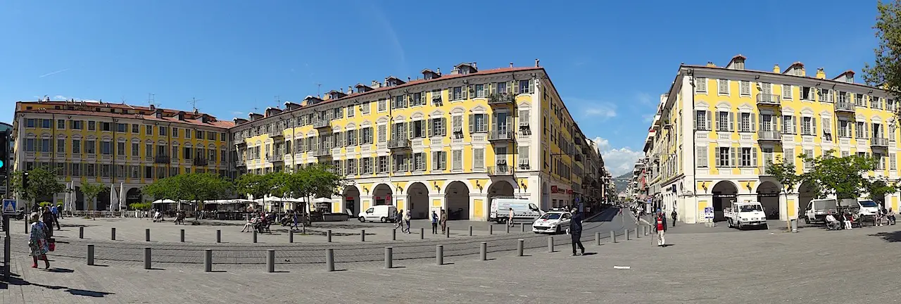 Place Garibaldi à Nice