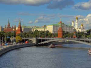 vue sur le Kremlin de Moscou de la Moskova