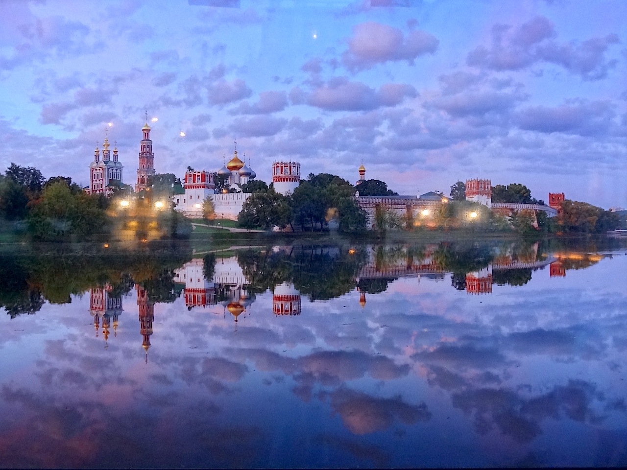 vue du couvent de Novodievitchi depuis l'étang, avant les travaux