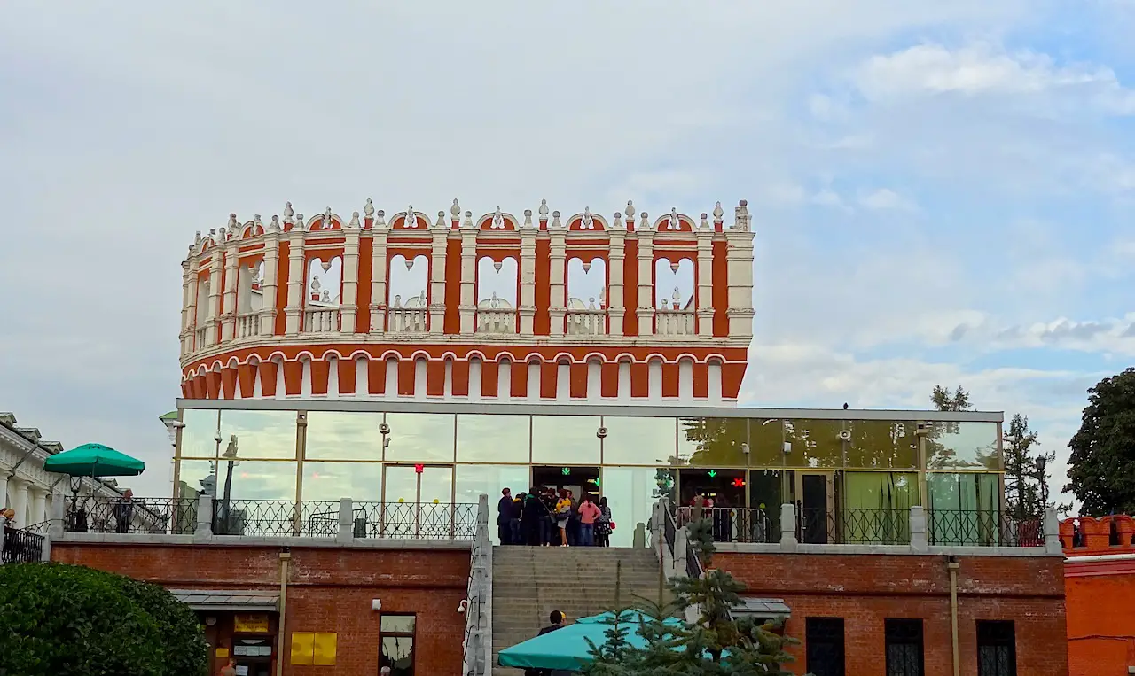 Tour Koutafia du Kremlin de Moscou