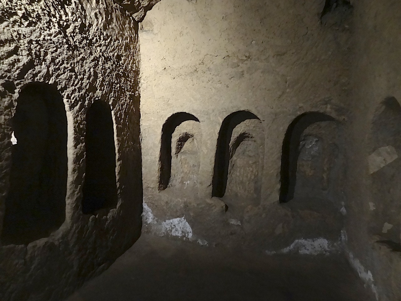 Naples catacombes San Gaudioso