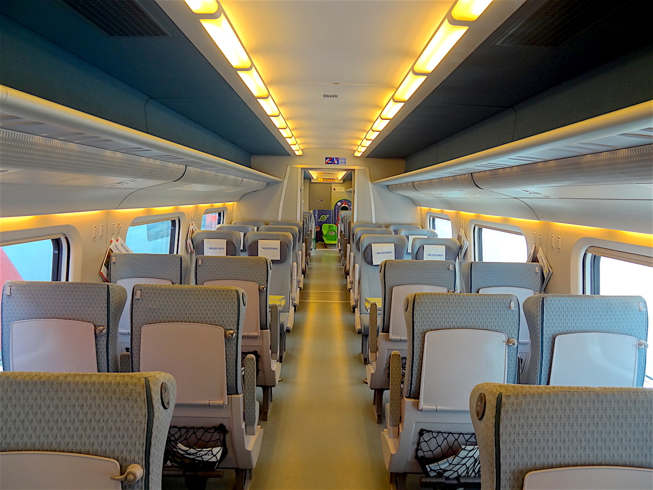 intérieur de train Allegro