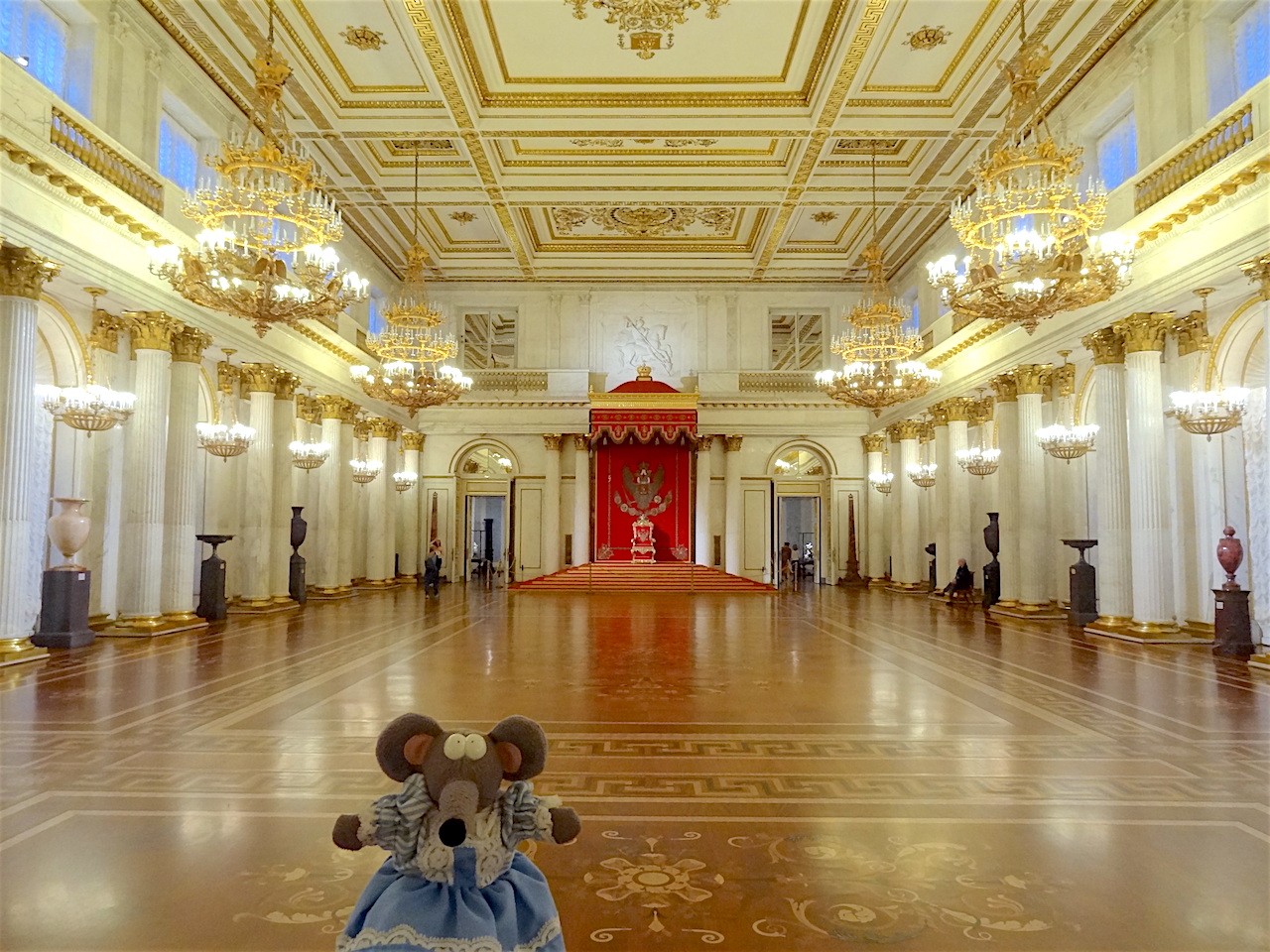 salle du trône de l'Ermitage à Saint-Pétersbourg