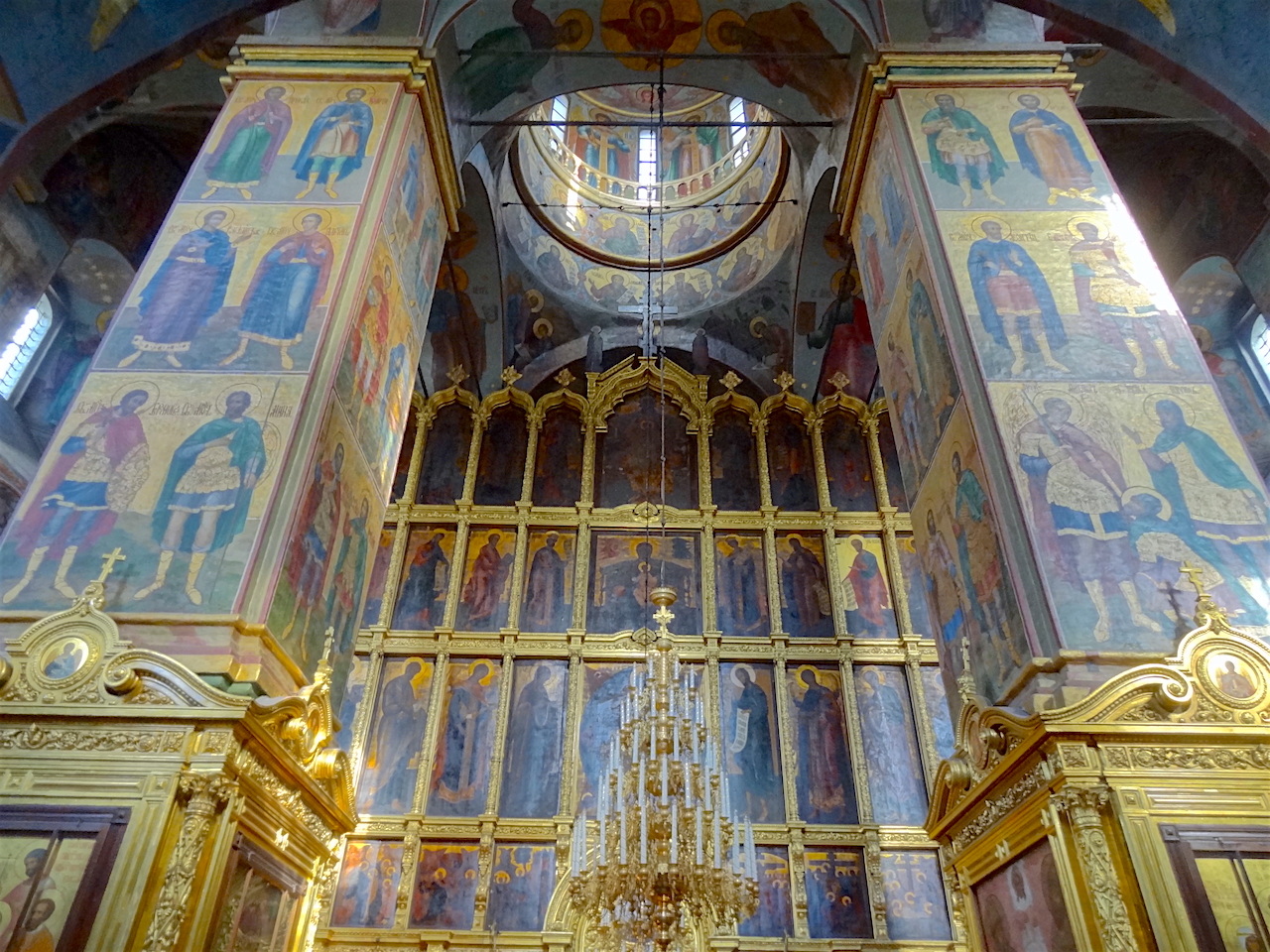intérieur de la cathédrale du monastère novospassky