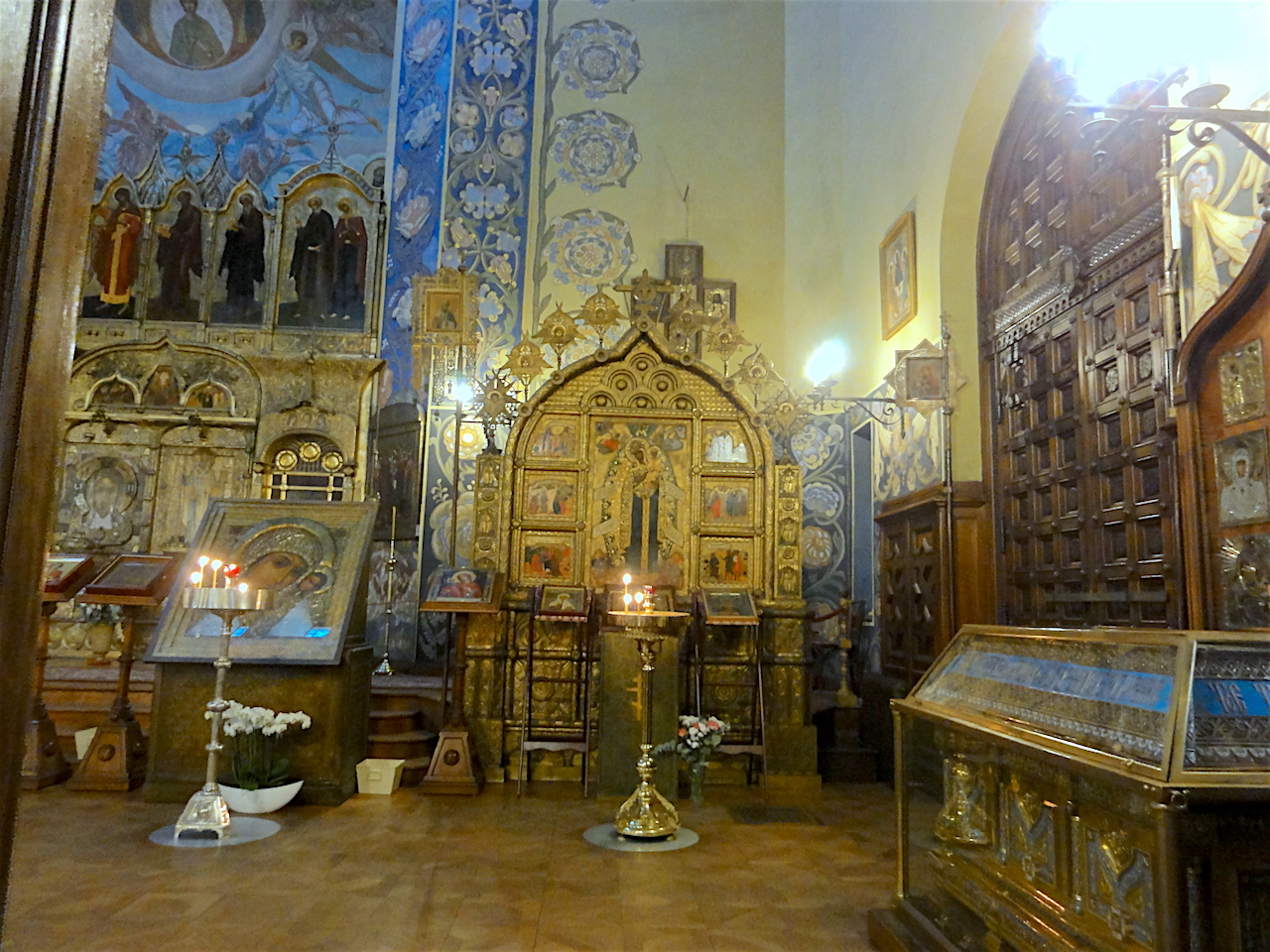 intérieur de la cathédrale russe de Nice