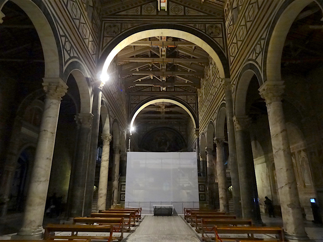 intérieur de la basilique San Miniato al monte à Florence