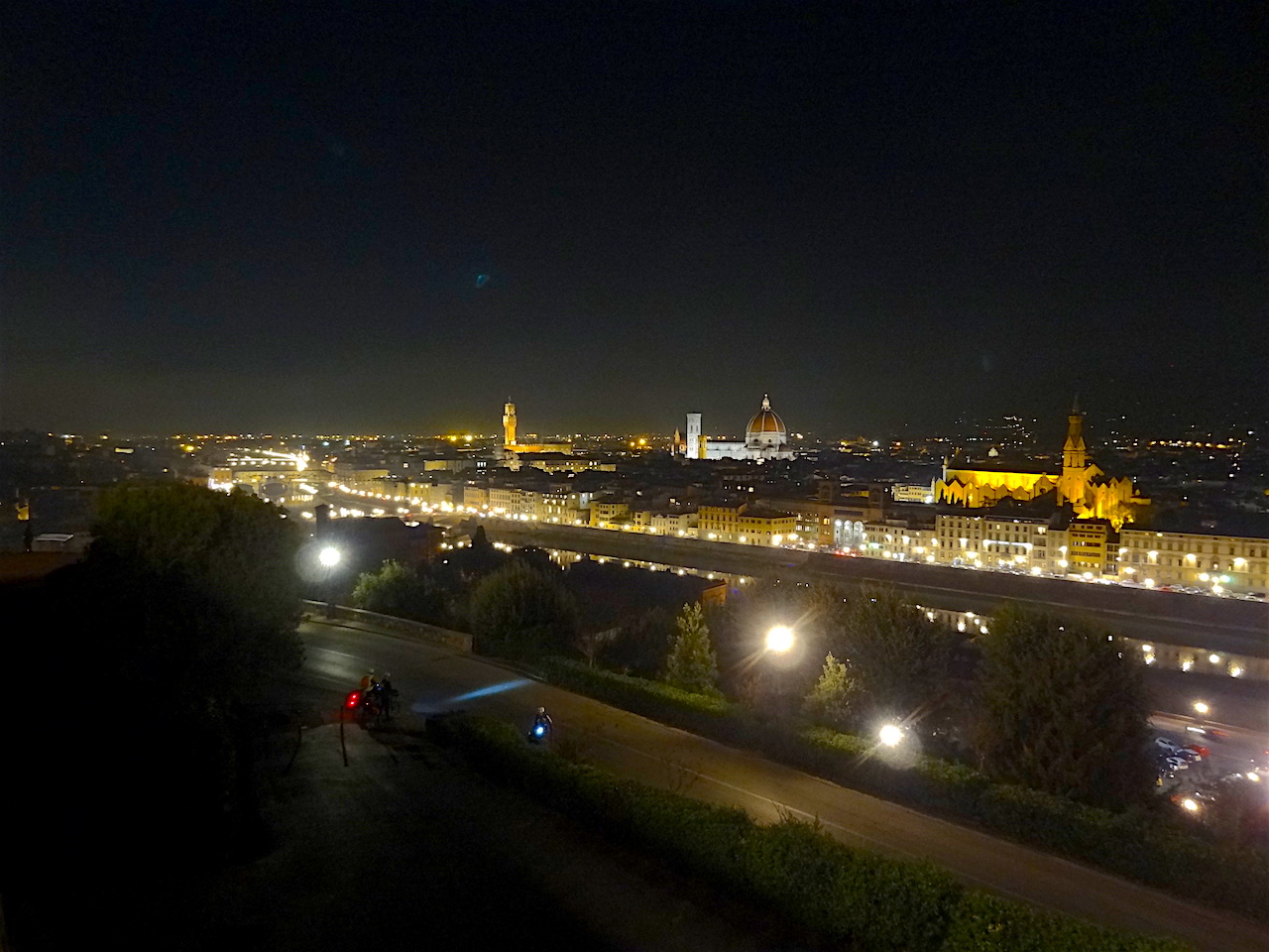 vue sur Florence de nuit