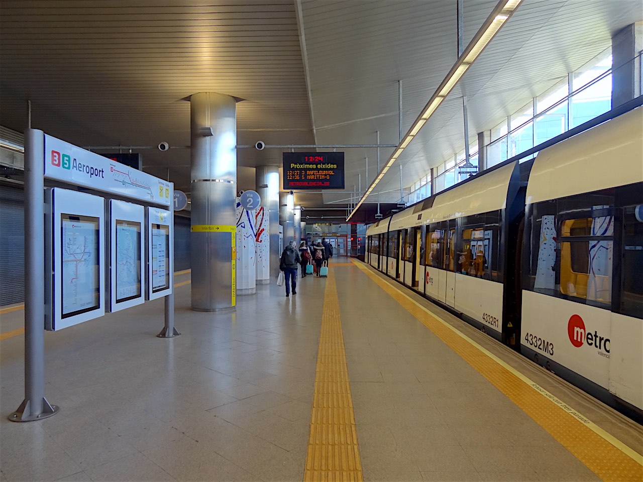 le métro dans l'aéroport de Valence