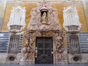 portail du palais de Dos Aguas