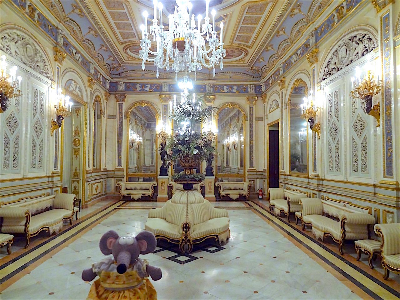 salle de bal du palais dos aguas